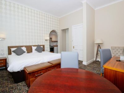 2 Bedroom Apartment